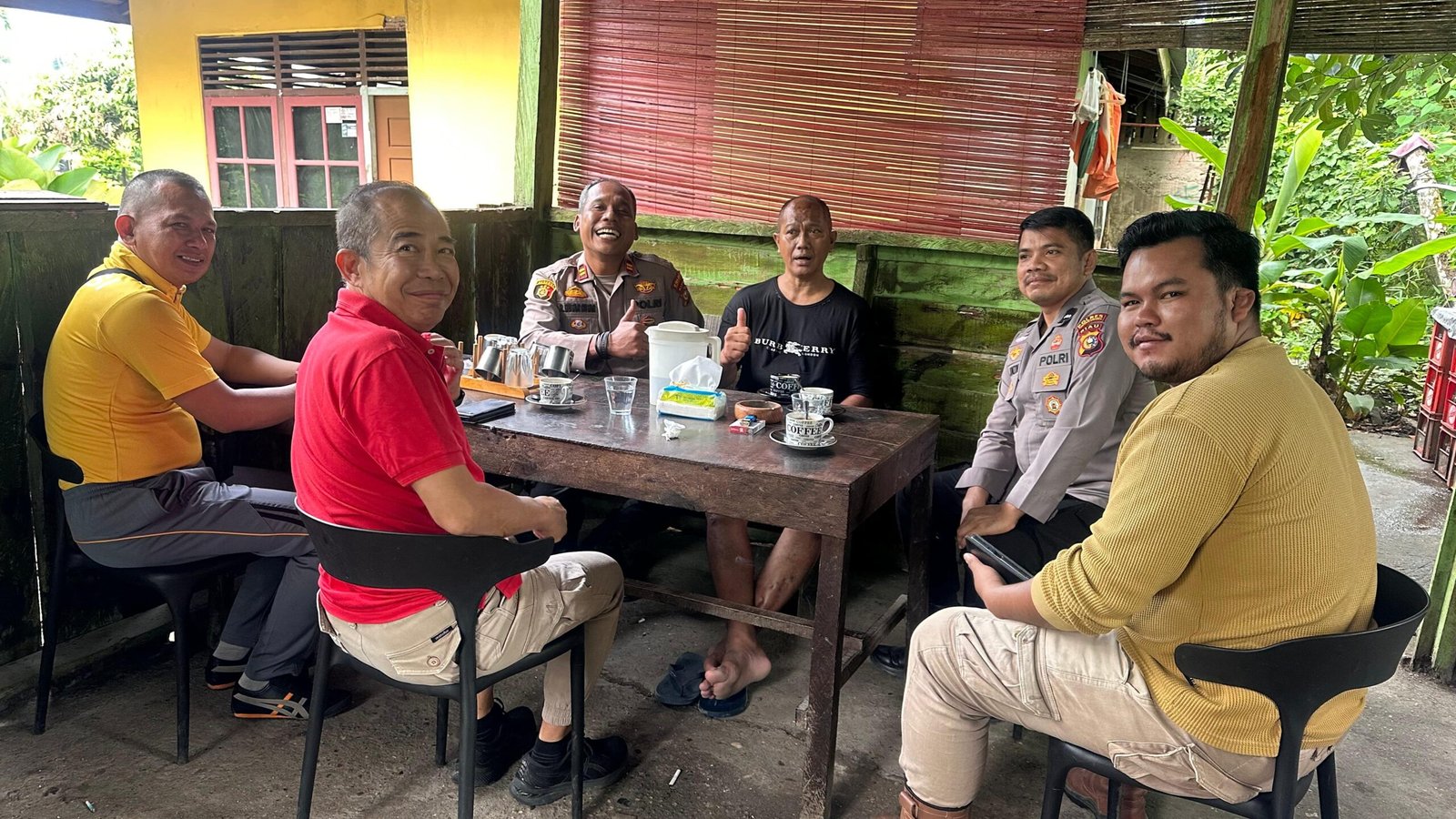 tvmiranda.com | Polres Kuantan Singingi Melaksanakan Giat Jumat Curhat di Dua Wilayah, Pererat Hubungan Polri dan Masyarakat