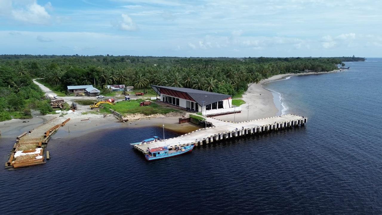 tvmiranda.com | "Pengacara AZ dan BU Dr. Suharizal Ungkap Sejumlah Fakta yang Dinilai Belum Terungkap dalam Kasus Pelabuhan Labuhan Bajau"