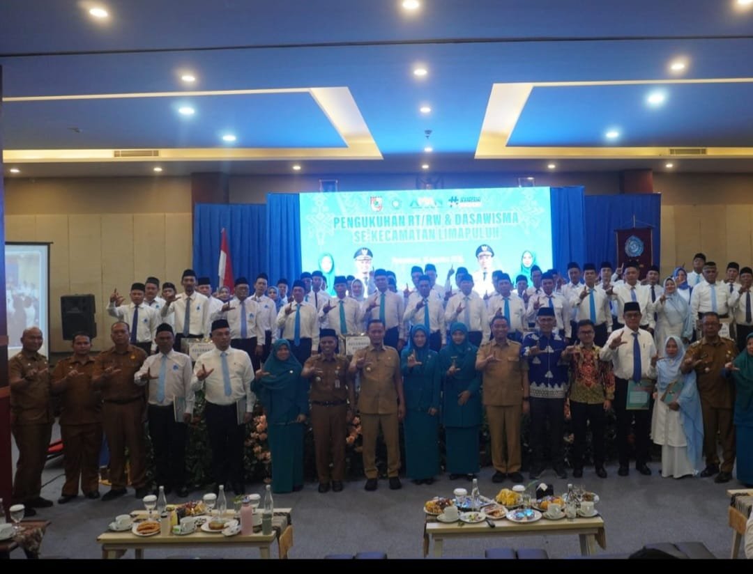 | Sah,,!! Bedata Neri Resmi Menjadi Ketua RT. 01 RW 07, Kelurahan Pesisir: Siap Menjalankan Amanah dan Dukung Seluruh Program Walikota Agung Nugroho | Sah,,!! Bedata Neri Resmi Menjadi Ketua RT. 01 RW 07, Kelurahan Pesisir: Siap Menjalankan Amanah dan Dukung Seluruh Program Walikota Agung Nugroho