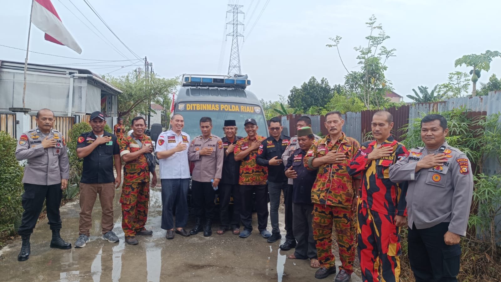 | BINMAS POLDA Ruau Gelar Silahturahmi Dan Koordinasi Bersama Brigade 08 Riau | BINMAS POLDA Ruau Gelar Silahturahmi Dan Koordinasi Bersama Brigade 08 Riau