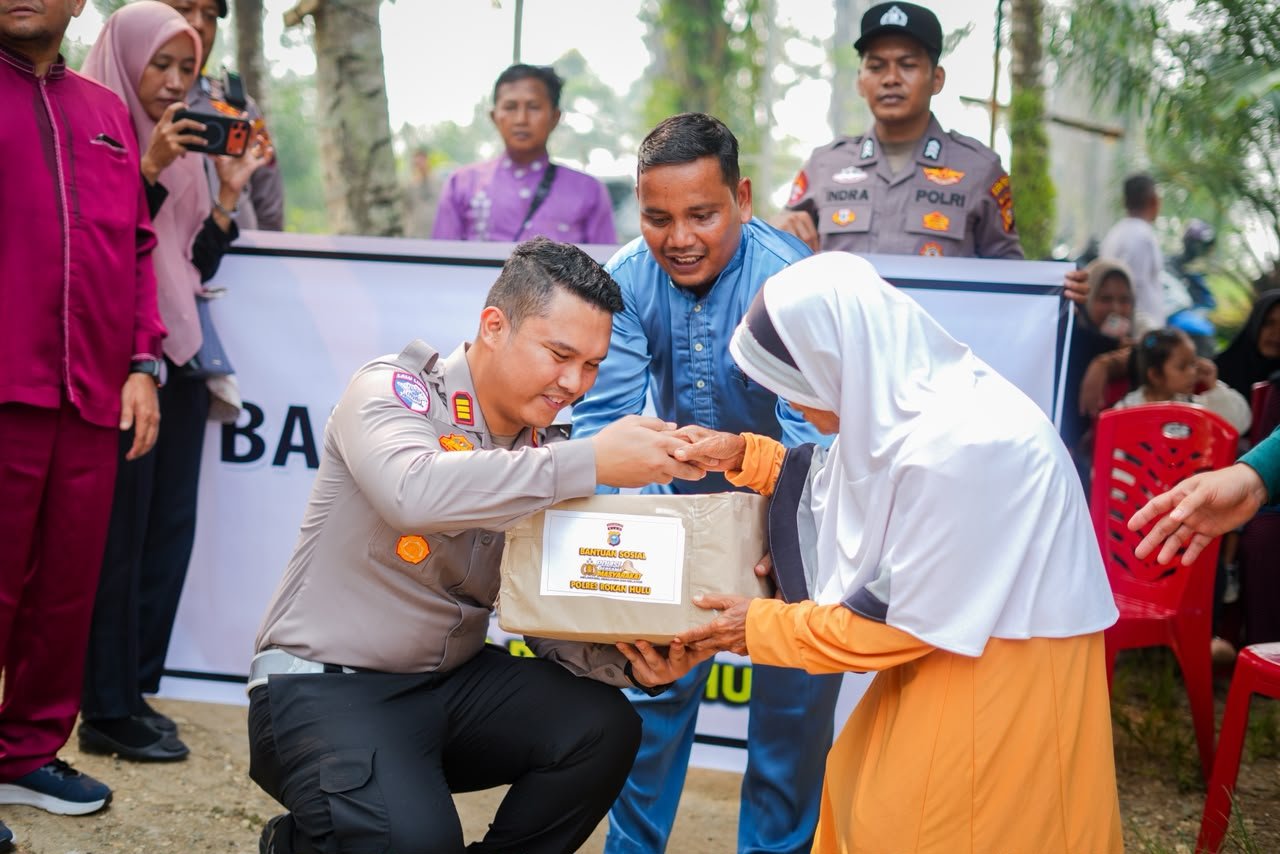  | Polres Rohul Bersama Baznas Resmikan Rumah Layak Huni di Rambah Hilir, Wujud Nyata Polisi Bersama Masyarakat